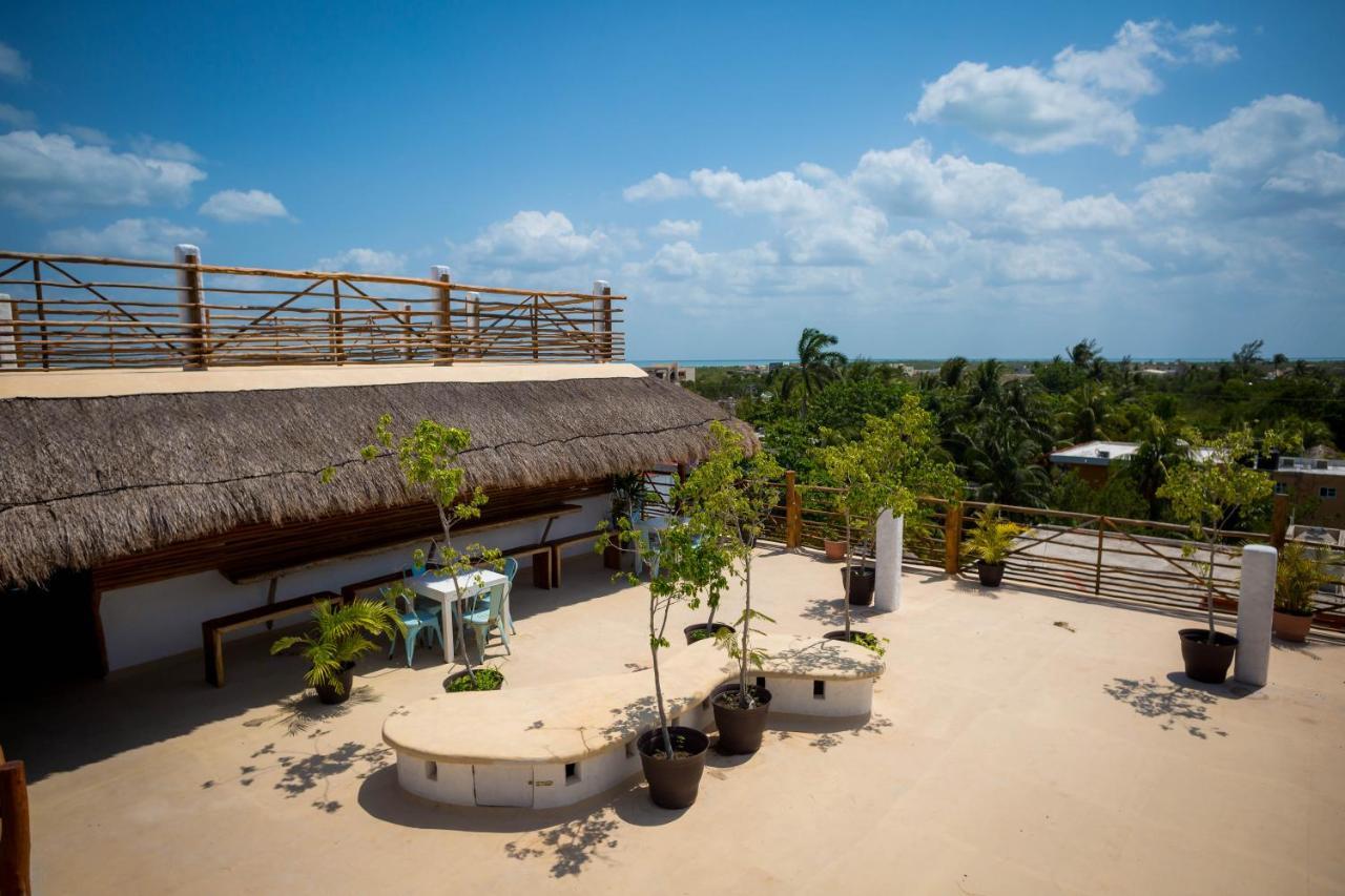 Hotel Tropical By Mij 4*