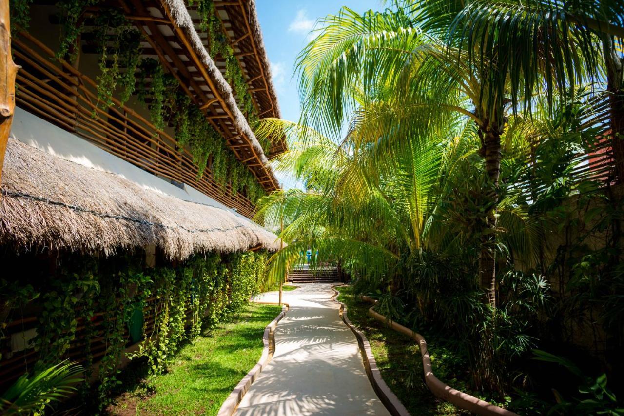 Tropical By Mij 4*