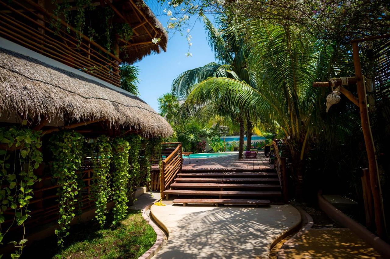 Hotel Tropical By Mij 4*